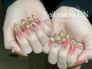 ネイル E.N🦋 長さ出し/持ち込みのネイルデザイン