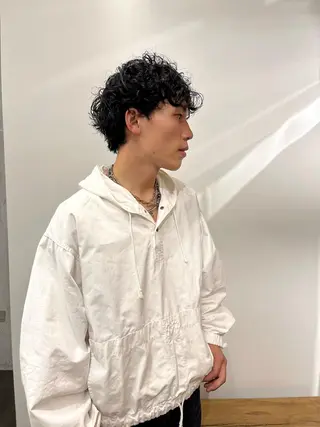 パーマ メンズ デザインカラー🥂 YUKAのヘアスタイル