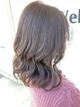 セミロング Well's TAIGAのヘアスタイル