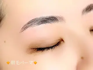 アイブロウ lucil 杉原の眉毛・アイブロウイメージ
