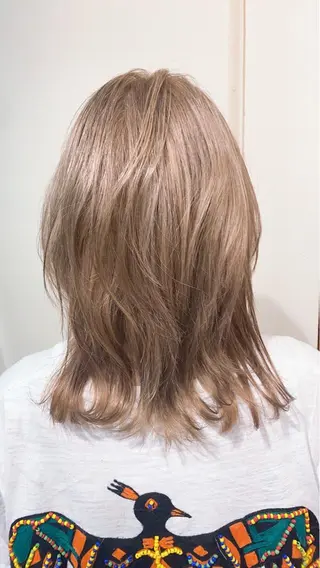 ミディアム カラー ショートウルフ💚 レイヤー/井上翔のヘアスタイル