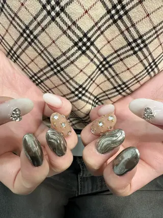 ネイル 個性派ネイル 🌼 ハルカ ♡のマツエク・マツパデザイン