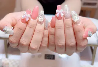 ネイル red veil所属・KANA ネイルのネイルデザイン