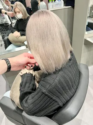 ミディアム カラー Via officialのヘアスタイル