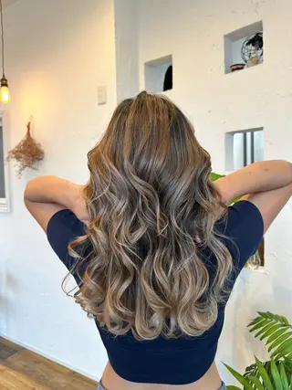 ロング カラー 🌸小掛🌸 豊橋外国人風カラーのヘアスタイル