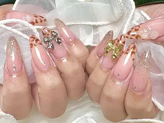 ネイル 丸山 春花のネイルデザイン