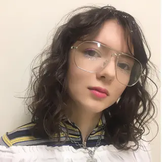 イシカワ エリナのヘアスタイル