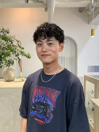 ショート パーマ メンズ 似合わせカット ケアパーマ喜来雅由のヘアスタイル