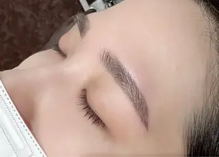 アイブロウ B's緑店 eyelist川上のエステ・リラクイメージ