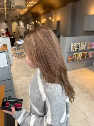 ロング カラー エマ ピボット 中川店所属・富原崇太/透明感カラ ー/切りっぱなしボブのヘアスタイル