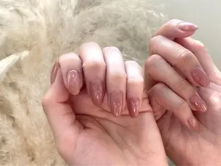 ネイル S. Ishiuchiのネイルデザイン