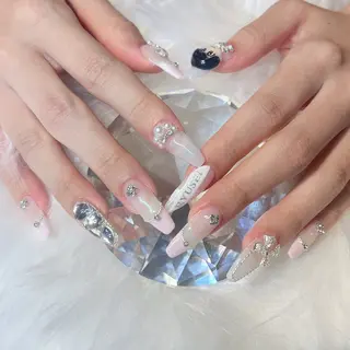 ネイル Nail salon Ecrin所属・Kana .のネイルデザイン
