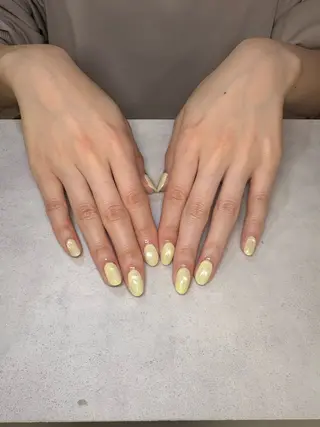 ネイル 三輪 彩美春のネイルデザイン