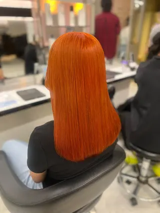 カラー 夏カラーオレンジ ヘアーひめな🫧のヘアスタイル