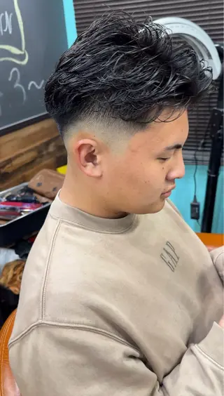 ショート メンズ hair CROWN所属・メンズ特化型美容師 髙橋玲生/フェードのヘアスタイル