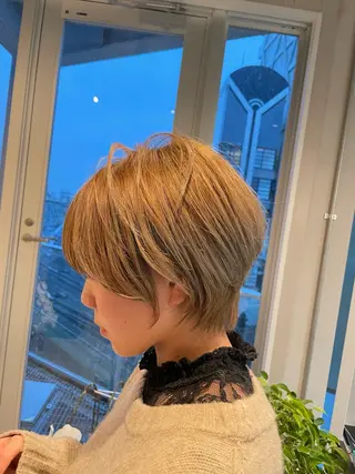 ショート カラー ✨髪質改善/ブリーチ /ショート高山のヘアスタイル