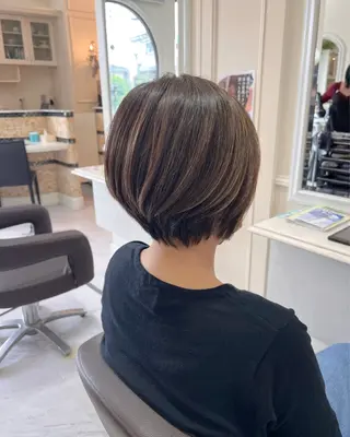 ショート カラー Salon de With 浅見友梨香のヘアスタイル