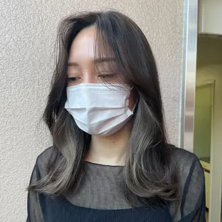 セミロング カラー SALOWIN 新宿三丁目EAST所属・韓国レイヤー🇰🇷 layercut✂️のヘアスタイル