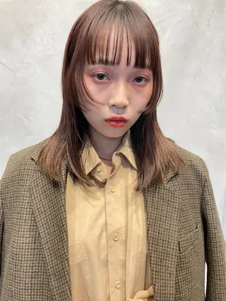 セミロング カラー ヘアアレンジ 透明感color 🥣suzunaのヘアスタイル