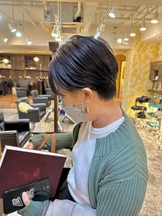 ショート カラー 髪質改善/縮毛矯正/ 艶カラー/内山翔太のヘアスタイル