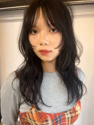 ミディアム カラー ヘアアレンジ people commons所属・miyu／ ボブカットのヘアスタイル