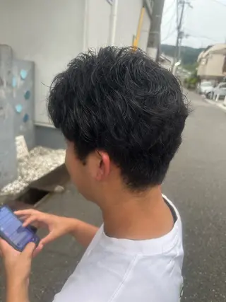 パーマ メンズ 安達 望のヘアスタイル
