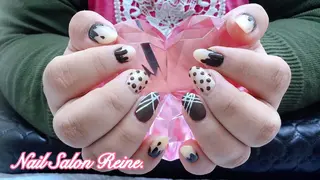 ネイル Nailsalon Reine所属・玉栄 伶奈のネイルデザイン