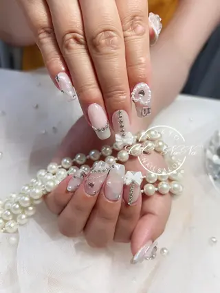 ネイル 韓国風ワンホンネイル パラジェル🩵roのネイルデザイン