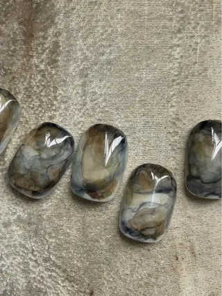 ネイル talo .のネイルデザイン