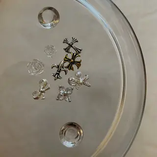 ネイル Nailsalon Olu所属・ネイリスト Nanaのネイルデザイン