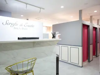 model LUNA BLANCのマツエク・マツパデザイン