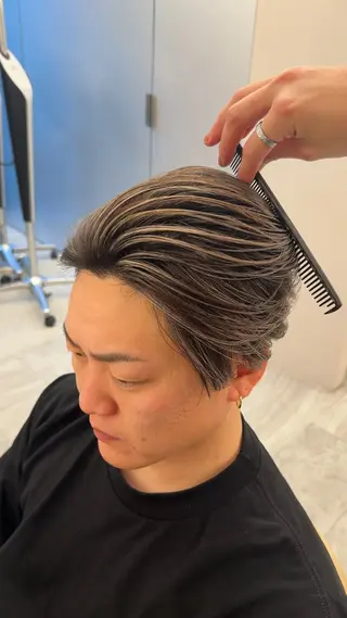 ショート 🇺🇸ルミナ🔥 外国人風ハイライトのヘアスタイル