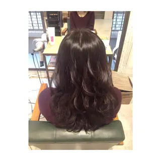 セミロング ロング カラー パーマ アオガミ （前髪顔周りカット）のヘアスタイル