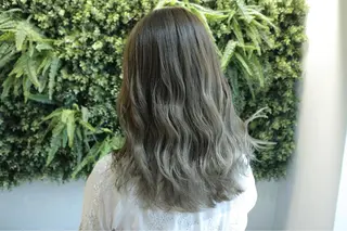 セミロング 水谷 菜央のヘアスタイル