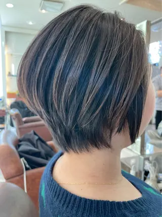 ショート LucksiMie ginza 明松のヘアスタイル