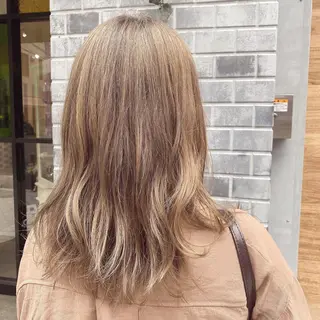 セミロング カラー ✳︎SERA✳︎ 平日のみご案内のマツエク・マツパデザイン