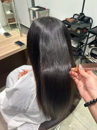 セミロング 塚下 怜菜のヘアスタイル