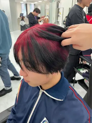 カラー メンズ ユイ☆ハイトーン ☆ブリーチデザインのヘアスタイル