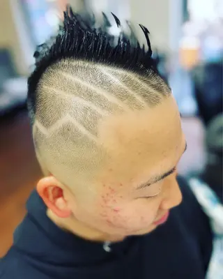 ショート メンズ 銀座バルビエグラン 角田雅樹（夜限定）のヘアスタイル