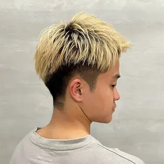 ショート カラー メンズ 【ブリーチ特化】 イマダナツミのヘアスタイル