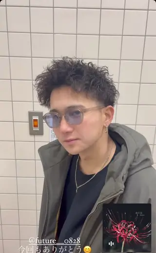 パーマ メンズ RONND   Weg所属・海瑠万／メンズパーマ ／ブリーチ／フェードのヘアスタイル