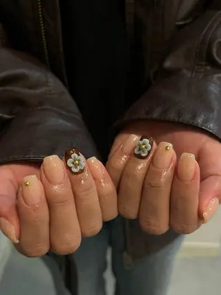 ネイル +vico 堀江店所属・中西 春那のネイルデザイン