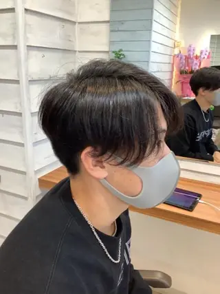 ショート 小林 崇雅　ダウンパーマのヘアスタイル