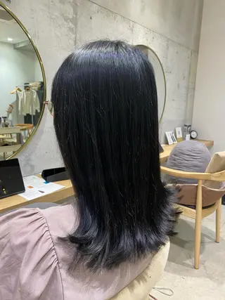 セミロング カラー fumi🪞血色感 アップ艶カラーのヘアスタイル