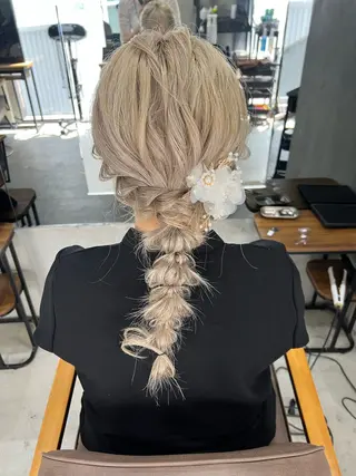 ロング maya レイヤーカットのヘアスタイル