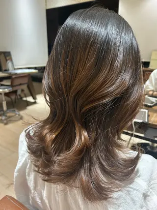 ミディアム 🎀大竹美侑／顔まわ りカット／レイヤーのヘアスタイル