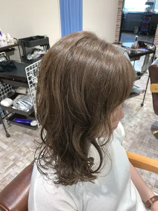 セミロング カラー 神野 洸都のヘアスタイル