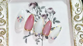ネイル Queenie nailのネイルデザイン