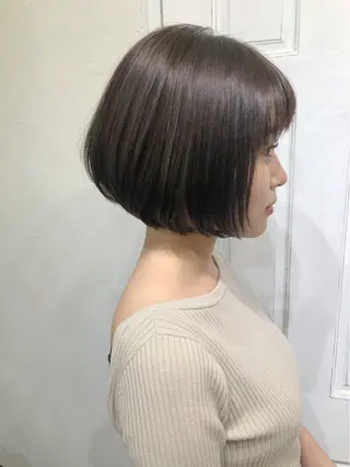 ショート カラー Soleria所属・艶髪/酸性ストレート 根本零のヘアスタイル