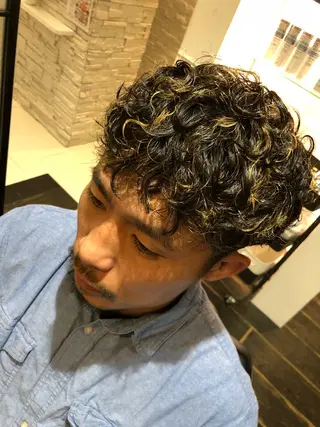 ショート -5歳大人ﾊｲﾗｲﾄ ✨津嘉山のヘアスタイル